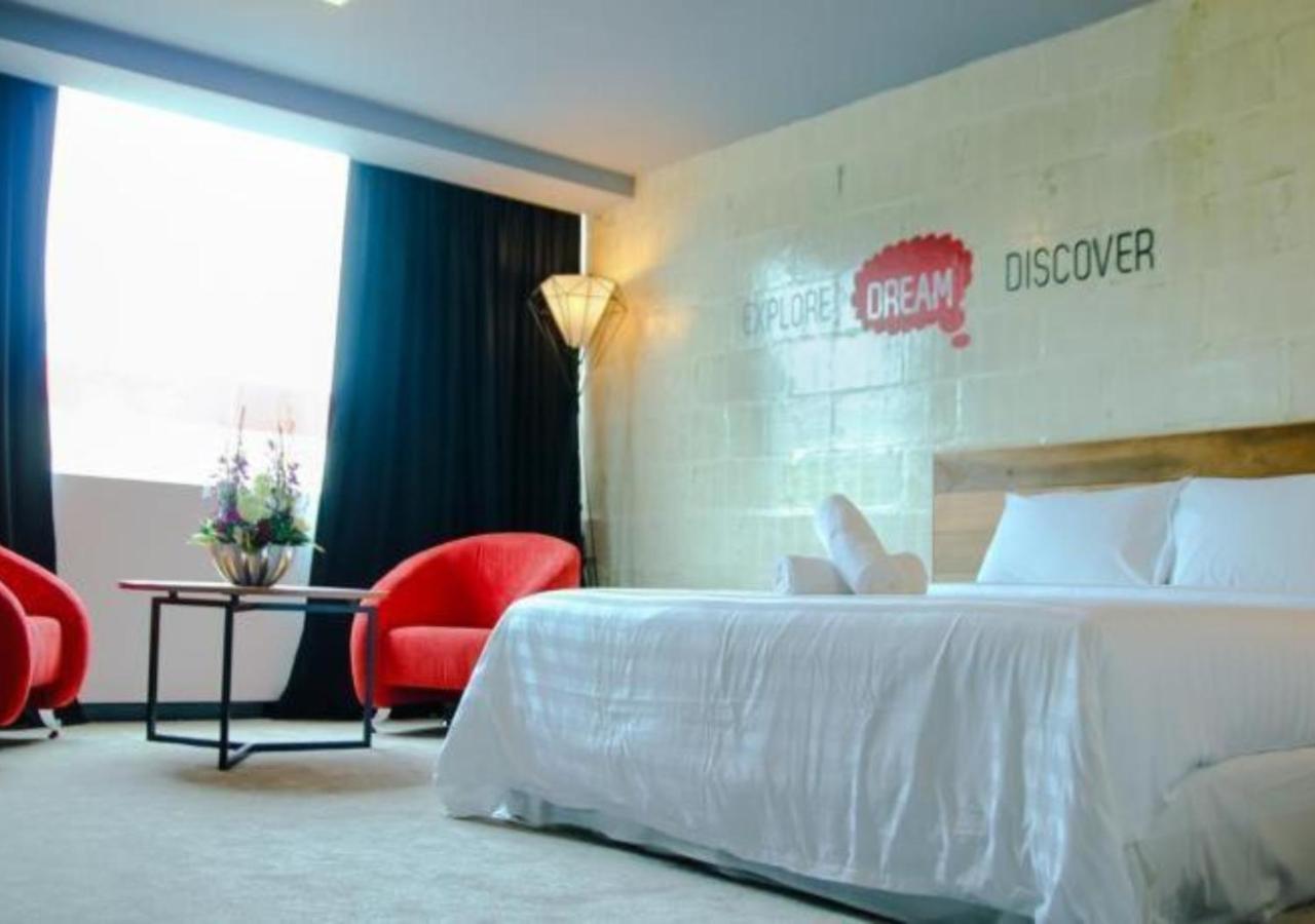 Hotel Regal Vista Ипох Екстериор снимка