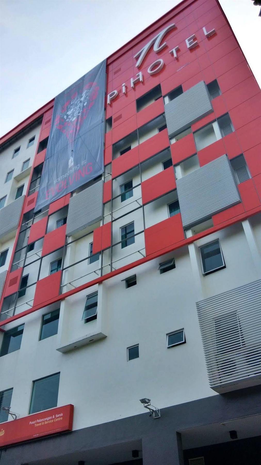 Hotel Regal Vista Ипох Екстериор снимка